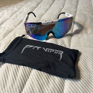 Merika Pit Viper Sunglasses